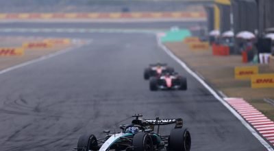 Quão perto a Ferrari está da Mercedes após China?