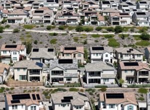 A guerra do Irã está tornando a vida mais cara dos americanos