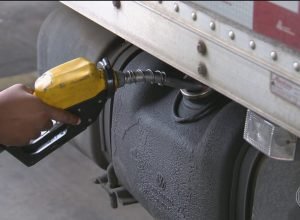 Preço do diesel cai pela primeira vez desde o início da guerra