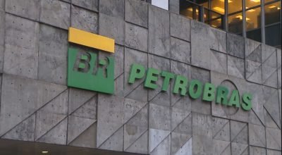 Petrobras reduz preço da gasolina em 5,2% para distribuidoras