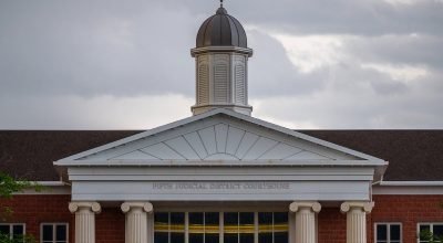 Criador do Utah Squatty Potty preso por acusações de abuso sexual infantil