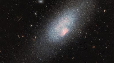 Estrelas enormes deixam sua marca na imagem do Hubble