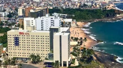 Bom demais! Hotel Ibis em Copacabana ou Salvador a partir de apenas R$ 247 a diária