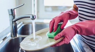 Limpar a cozinha não precisa ser demorado: veja como agilizar