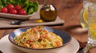 aprenda o macarrão exótico com um toque brasileiro