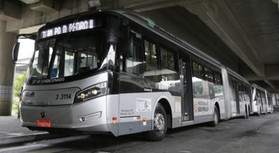 Motoristas encerram greve de ônibus em SP após reunião com Nunes e empresas
