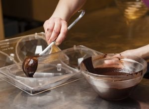 aprenda como fazer em casa e economizar