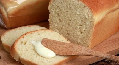 Pão caseiro fofinho para quando você não quiser ir à padaria