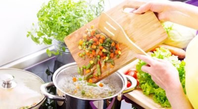 Erros comuns que deixam a comida sem graça (e como evitar)