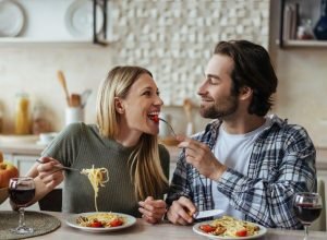 10 pratos baratos para surpreender quem você ama