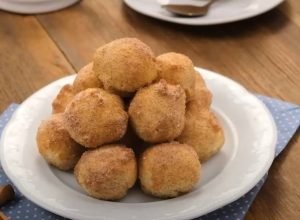 Receita de bolinho de chuva na airfryer: fácil, rápido e sem fritura!