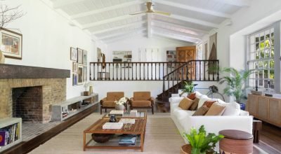 Renovação em casa rústica dos anos 1940 no Rio ressignifica peças afetivas