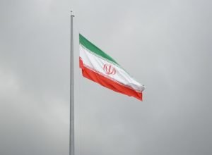 Autoridades do Irã são barradas em aeroporto e devem perder reunião da Fifa