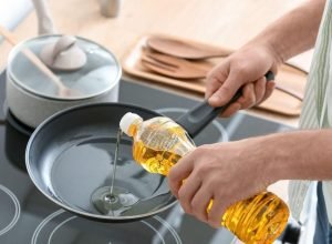 Como reduzir o sal e o óleo sem perder o sabor dos pratos