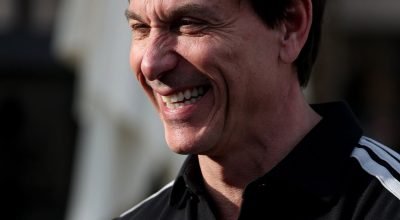 Wolff entra em disputa com Horner por ações da Alpine