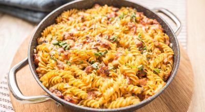 Como reaproveitar macarrão do fim de semana sem ficar seco