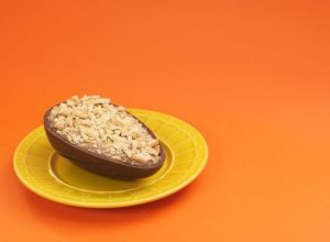 aprenda o Ovo de Páscoa recheado de palha italiana