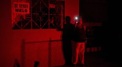 Cidade costeira cubana luta na escuridão enquanto as interrupções persistem e as tensões com os EUA aumentam