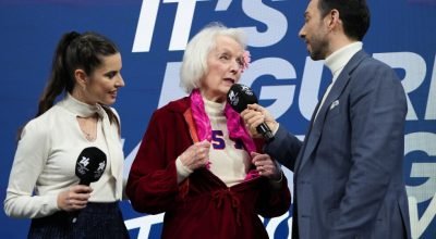 Tenley Albright, 90, pratica patinação artística olímpica 70 anos depois de ganhar o ouro