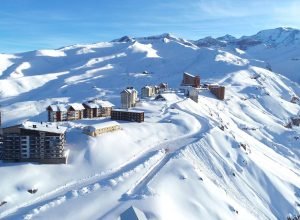 A temporada de neve no Chile vai começar! Veja quando abrem as principais estações de esqui em 2026