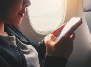 Conexão nos céus! American Airlines vai instalar internet de alta velocidade em parte de sua frota